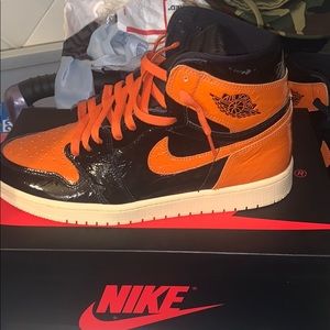 Air Jordan 1 Shattered Backboards